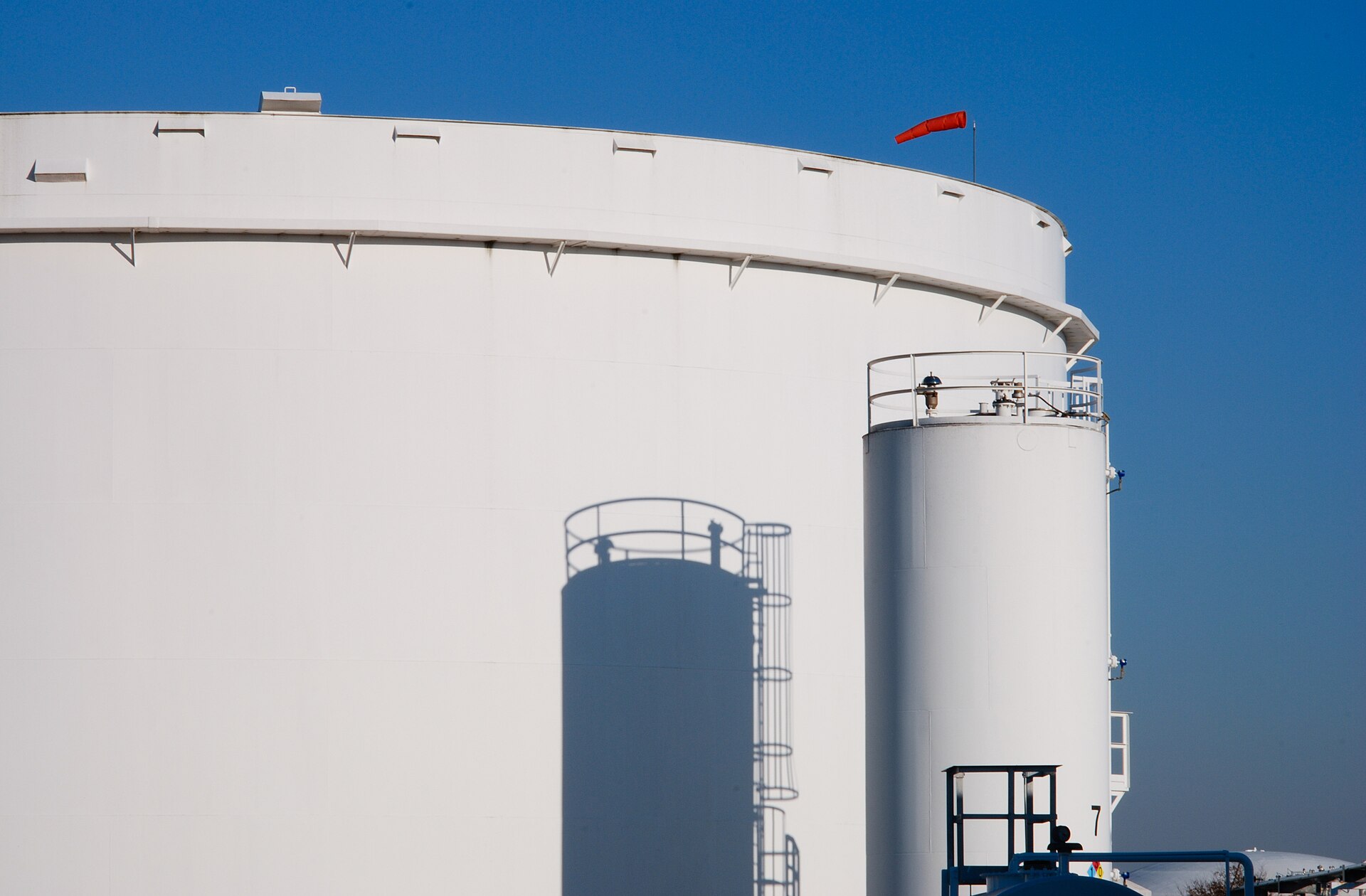 EN 590 10 PPM Ultra-Low Sulphur Automotive Fuel